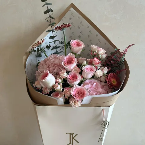 Blissful Petals and Pink Radiance Bouquet - Elegant Floral Arrangement with Fresh Flowers